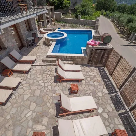 Family Retreat Bozovic Apartment Budva Exterior photo