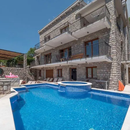 Family Retreat Bozovic Apartment Budva Exterior photo