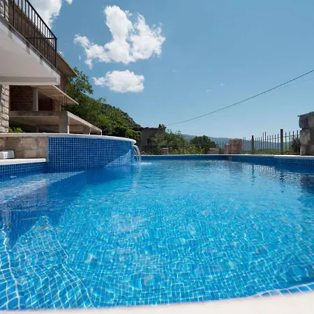 Family Retreat Bozovic Apartment Budva Exterior photo