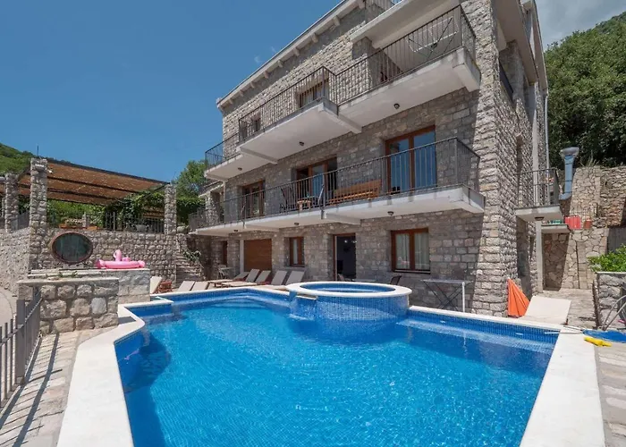 Family Retreat Bozovic