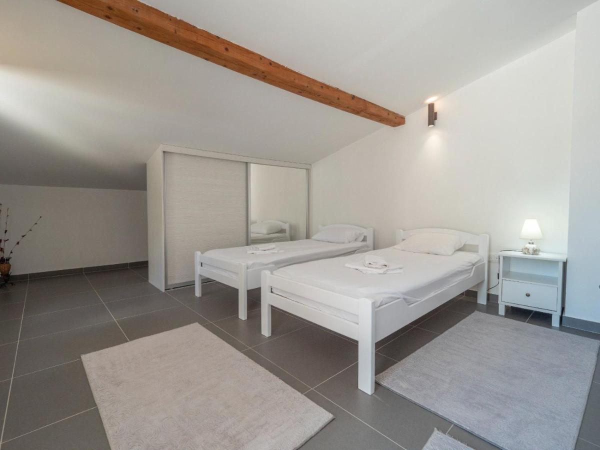 Family Retreat Bozovic Budva