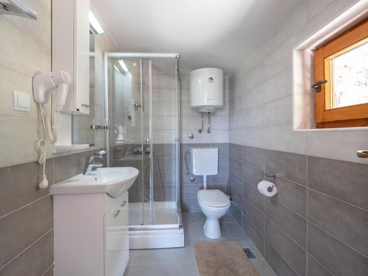 Family Retreat Bozovic Apartment Budva