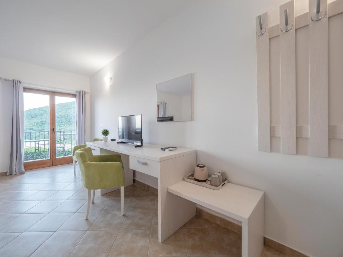 Family Retreat Bozovic Budva