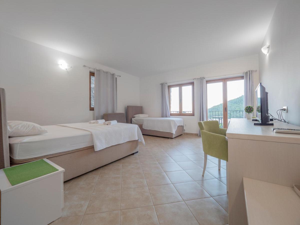Family Retreat Bozovic Apartment *