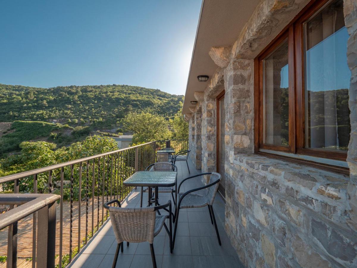 Family Retreat Bozovic Apartment Budva