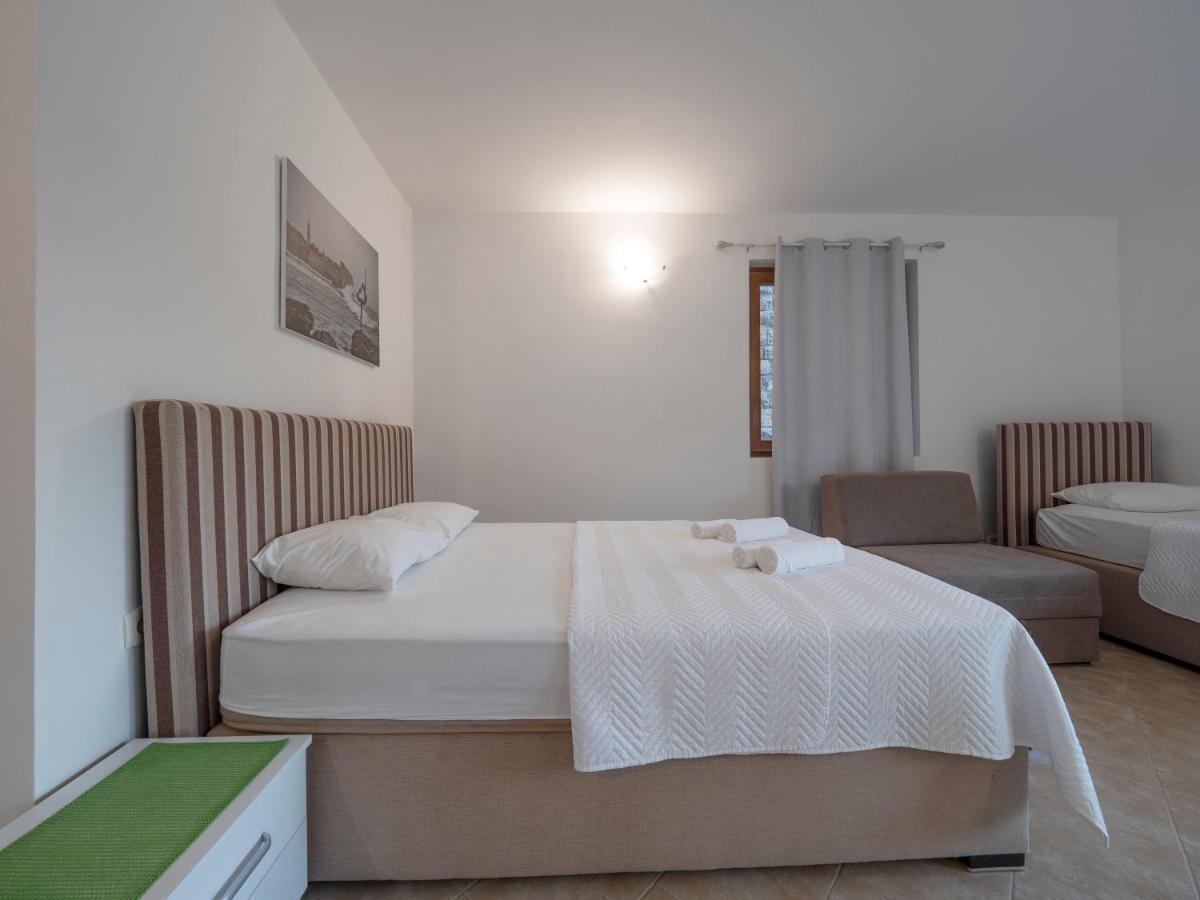 Family Retreat Bozovic Budva
