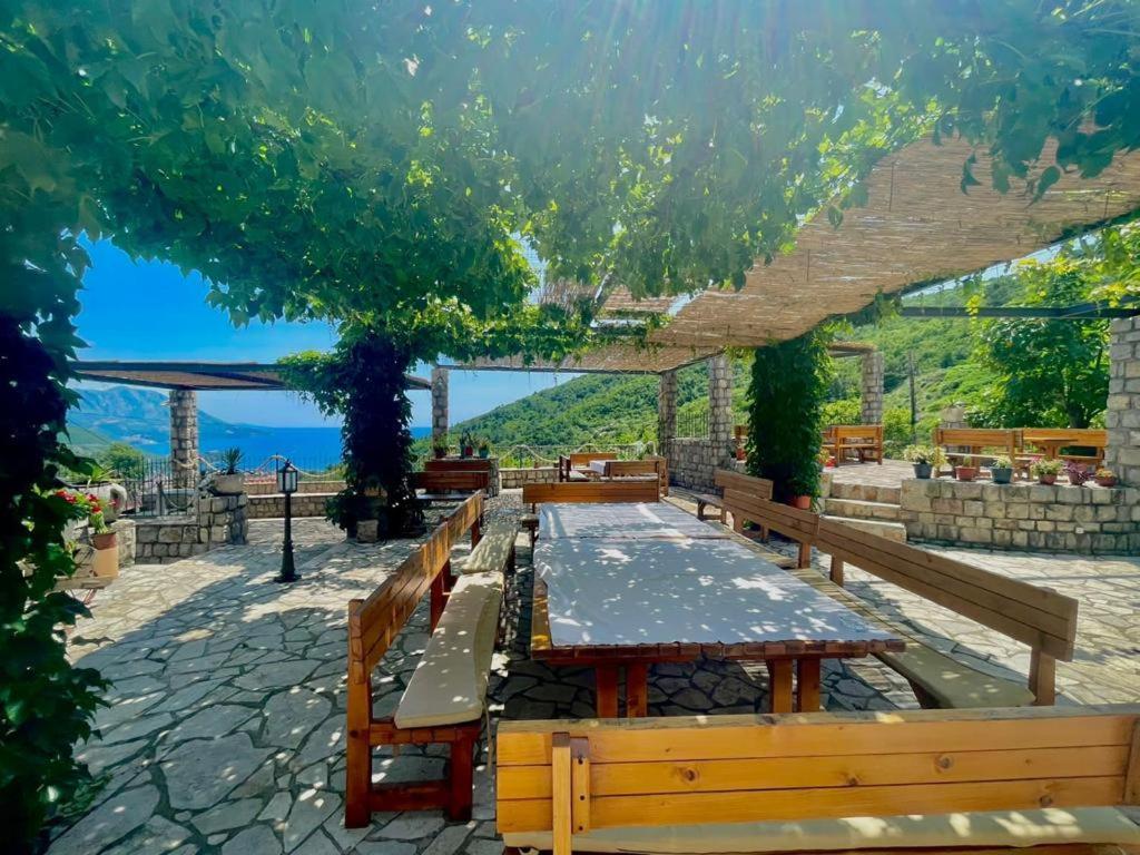 Family Retreat Bozovic Budva